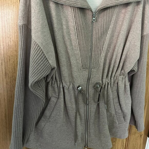 Varley | Tunic Zip-Up Sweatshirt with Cinched-Waist | Camel, Large - Picture 7 of 8